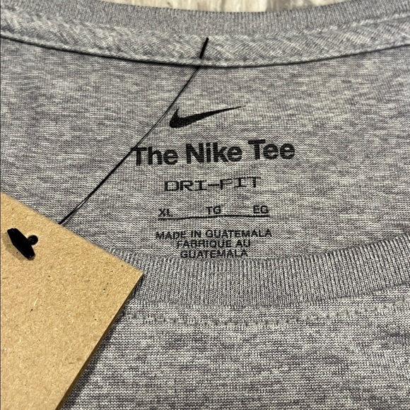 Nike Womens Heather Gray Sleeveless Top Size X-Large New with Tag - Picture 2 of 5